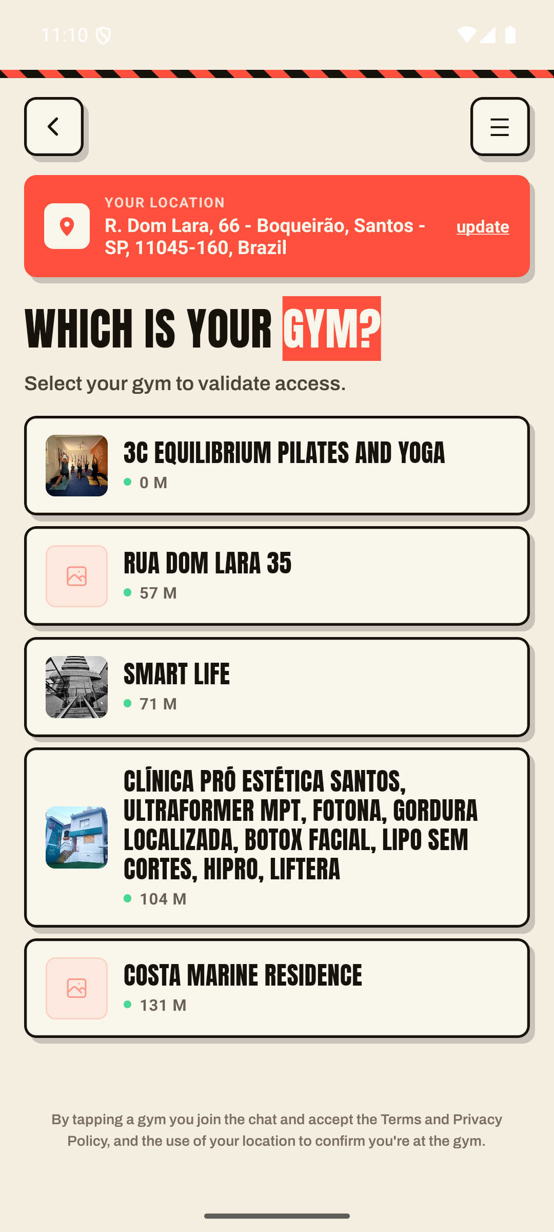 Gymmo app screen showing the list of nearby gyms